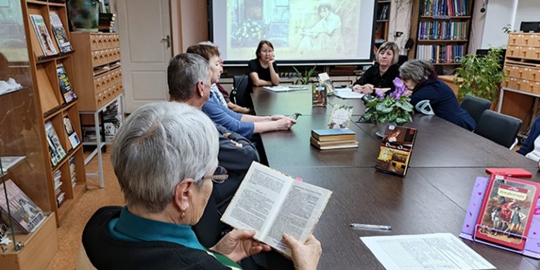 Книжный салон