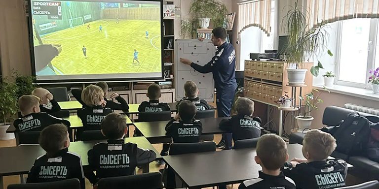 В библиотеке поселился… футбол!