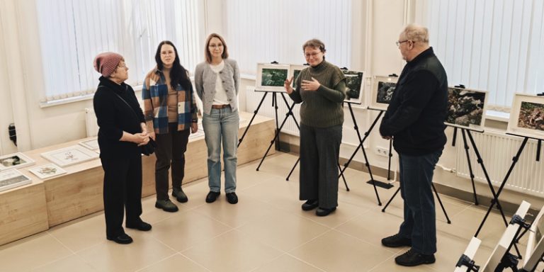 Редкие растения Урала: рисунок vs фотография